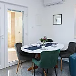 Apartment With Swimming Pool Bogdanovici, - 23394 Sibenik
