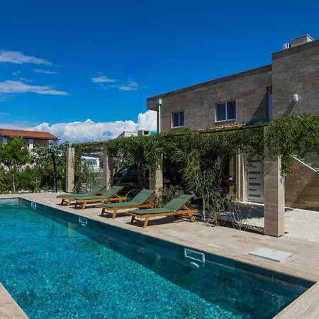 Apartment With A Swimming Pool Bogdanovici, - 23394