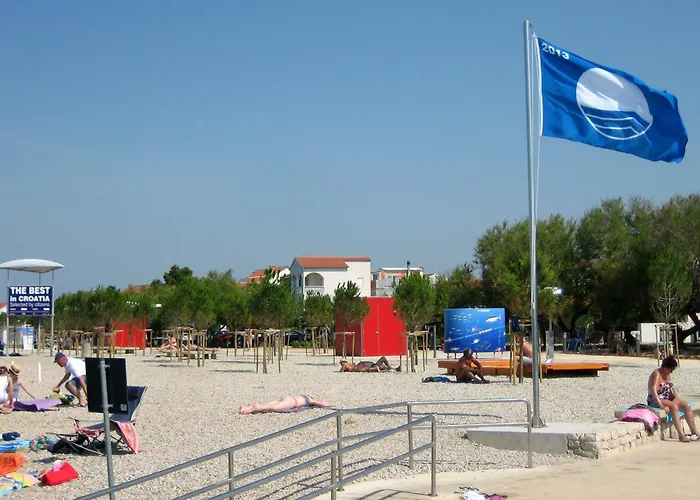 With Swimming Pool Bogdanovici, - 23394 * Šibenik