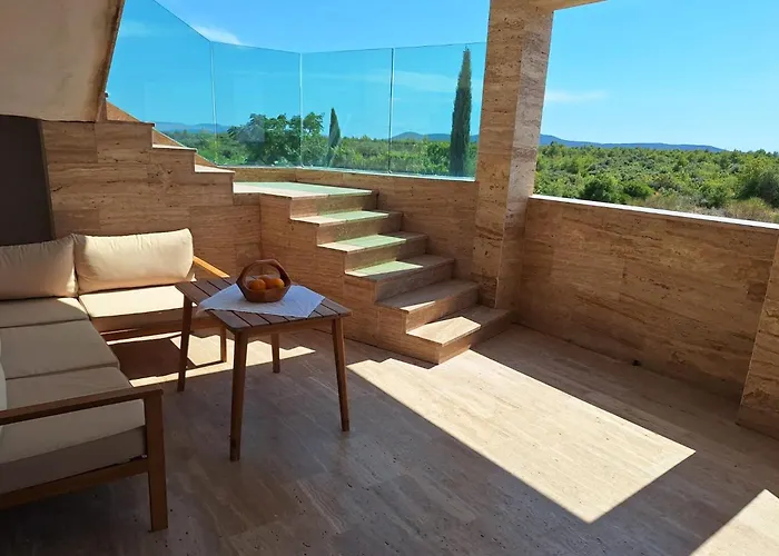 With Swimming Pool Bogdanovici, - 23394